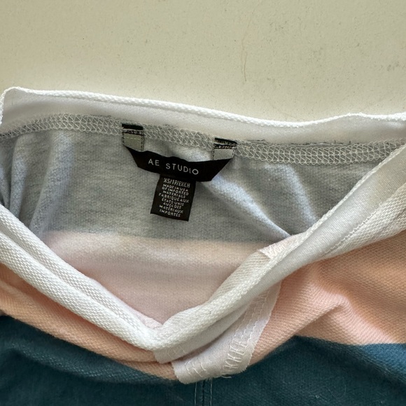 Cropped Shirt - Picture 3 of 3